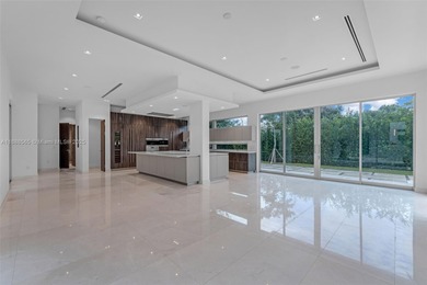 Stunning 6-bed, 6-bath estate with 10-ft ceilings, Italian