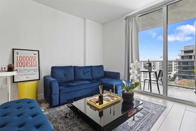 Le Parc at Brickell, Unit 704! Stunning 1 bed/1 bath residence