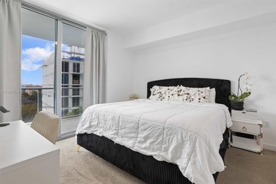 Le Parc at Brickell, Unit 704! Stunning 1 bed/1 bath residence