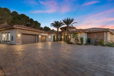 One-of-a-kind desert masterpiece perched on a rare 1.35-acre