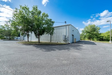 Outstanding investment or owner occupied property. The 10,000sf