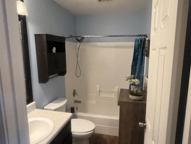 Rare Find in the Highlands of Branson! Discover this spacious