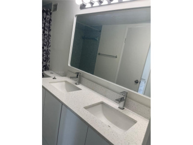 TOTALLY RENOVATED UNIT!!!   OWNER FINANCE ! 30 %DOWN. INTEREST