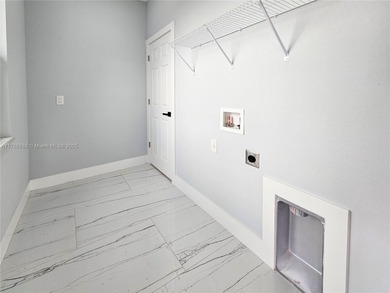 NEW CONSTRUCTIONREADY TO MOVE IN. - Seller Contribution Toward