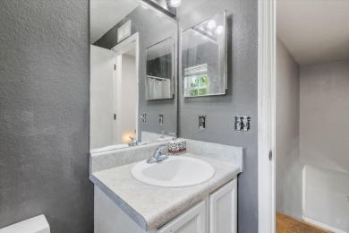 Charming Woodville Retreat - Just South of Tallahassee Tucked