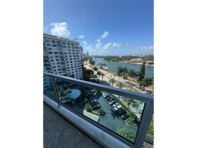 Extraordinary Intercoastal- Sunsets views from every window