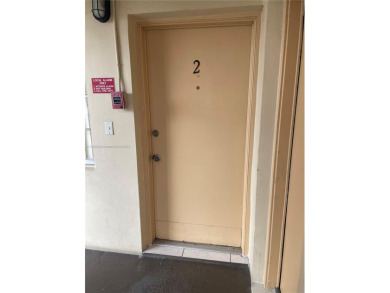 Welcome to Sutton House Condominium in exclusive Sans Souci Blvd