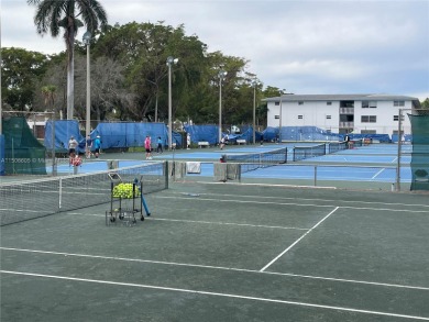 Welcome to Sutton House Condominium in exclusive Sans Souci Blvd