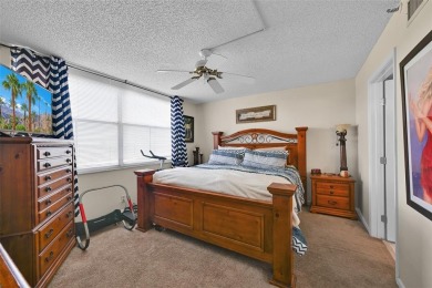 Bright and Spacious 1 bedroom 2 bath condo on high-floor