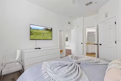 Available for showing on Jan. 04 and 05th. Magic vacation home