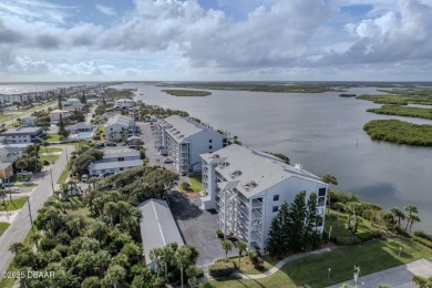 Prepare to be amazed by the spectacular river and ocean views