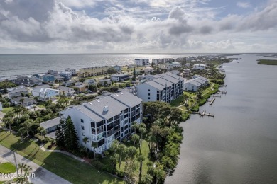 Prepare to be amazed by the spectacular river and ocean views