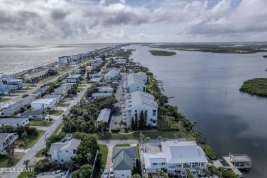 Prepare to be amazed by the spectacular river and ocean views