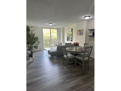 Live in the famous Las Olas, in a gorgeous highly secured