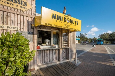 One or more photo(s) has been virtually staged. Experience