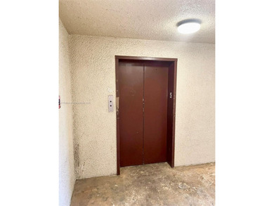 VERY QUAINT AND COZY CONDOMINIUM IN WELL DESIRED NEIGHBORHOOD