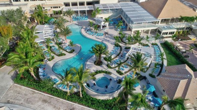 Spacious & Elegant 3BR + Den, 2BA with Lake Views in Hunters