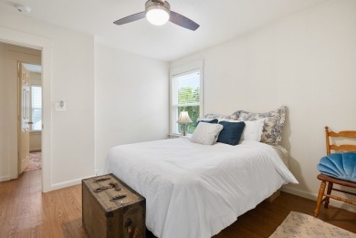 Welcome to your perfect coastal getaway! This charming 2-bedroom