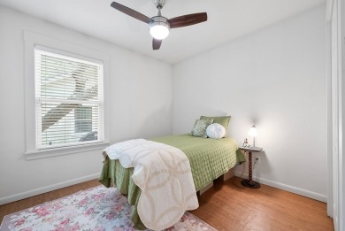 Welcome to your perfect coastal getaway! This charming 2-bedroom