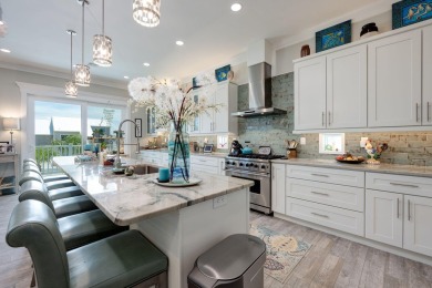 Beautiful Gulf views * 4 BR/ 3.5 BA * Pool * Canal access with