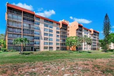 BEAUTIFUL 2/2 CONDO - ENCLOSED AND SCREENED BALCONY WITH VIEW ON