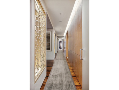 Don't miss this! In the heart of the Gold Coast, 3W on Goethe