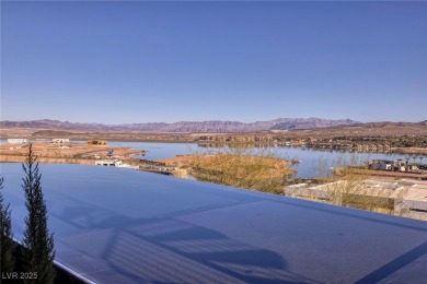 Blue Heron ShowHome!  The residence boasts stunning Lake Views