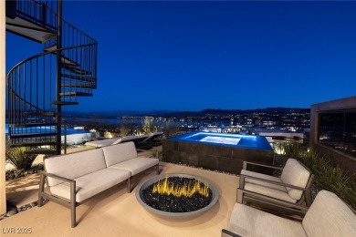 Blue Heron ShowHome!  The residence boasts stunning Lake Views