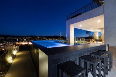 Blue Heron ShowHome!  The residence boasts stunning Lake Views