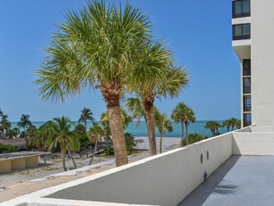 BEAT THE SNOWBIRDS. GREAT LOCATION.  The is the beachfront home