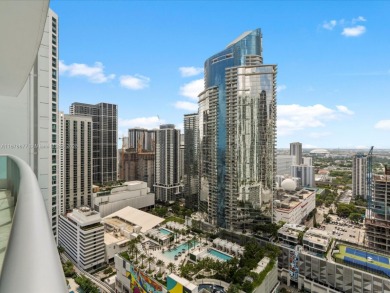 Spectacular bay, ocean & Miami Beach skyline views from this