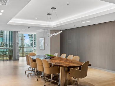 Spectacular bay, ocean & Miami Beach skyline views from this