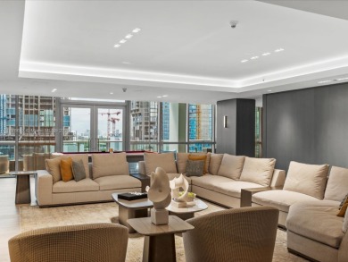 Spectacular bay, ocean & Miami Beach skyline views from this