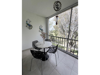 Beautiful spacious split plan 2 bedroom, 2 full bath condo with