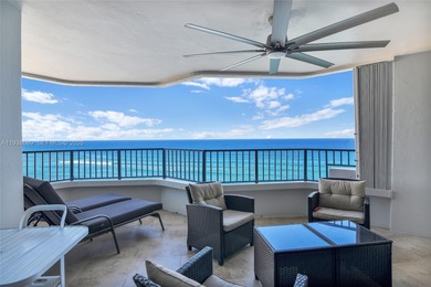 Fully Renovated Oceanfront Condo at Singer Island.
Experience