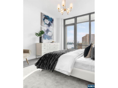 Welcome to One Park #1009 aEUR* High-Floor Luxury with Iconic