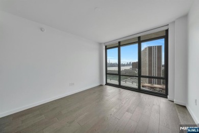 Welcome to One Park #1009 aEUR* High-Floor Luxury with Iconic