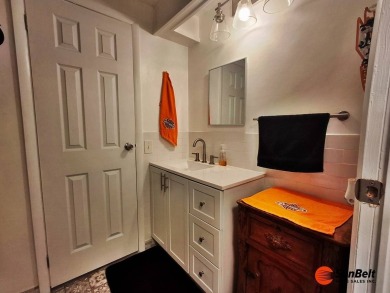 Beautifully Updated 2BR/2BA | 1,288 Sq. Ft. | Rolling Greens