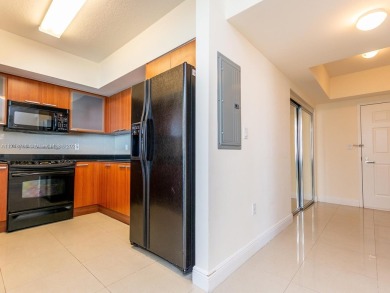 Stunning modern condo in the heart of Sunny Isles with