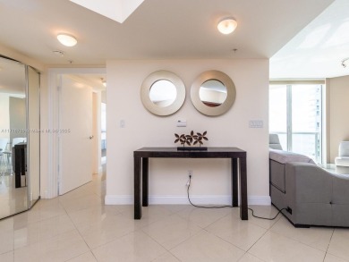 Stunning modern condo in the heart of Sunny Isles with
