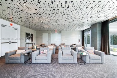 Residence 3904 at Iconbay. Enjoy the amazing Biscayne Bay Views