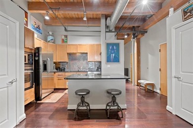 Modern amenities, 3rd-floor views, plus the entire downtown