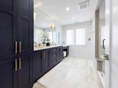 Discover the epitome of convenience and LUXURY COASTAL LIVING