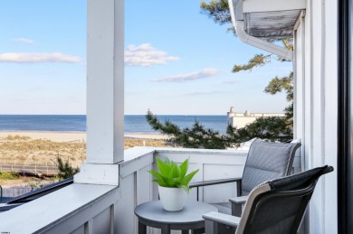 Discover the epitome of convenience and LUXURY COASTAL LIVING