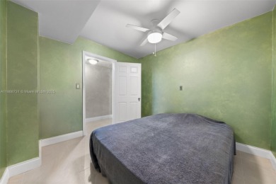 Priced to sell! 
Great high floor convertible condo with great