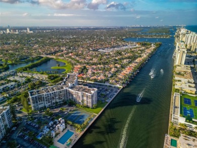 Priced to sell! 
Great high floor convertible condo with great