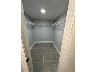 !! FANTASTIC LOCATION. ** condo in the heart of Coral Springs