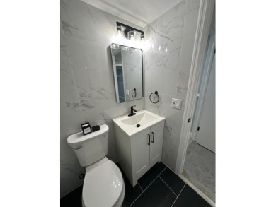 !! FANTASTIC LOCATION. ** condo in the heart of Coral Springs