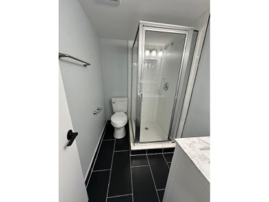 !! FANTASTIC LOCATION. ** condo in the heart of Coral Springs