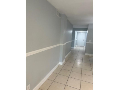 !! FANTASTIC LOCATION. ** condo in the heart of Coral Springs